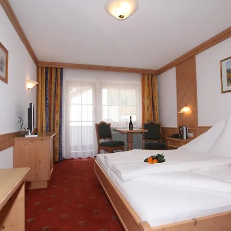 Villa Mark Готель типу 