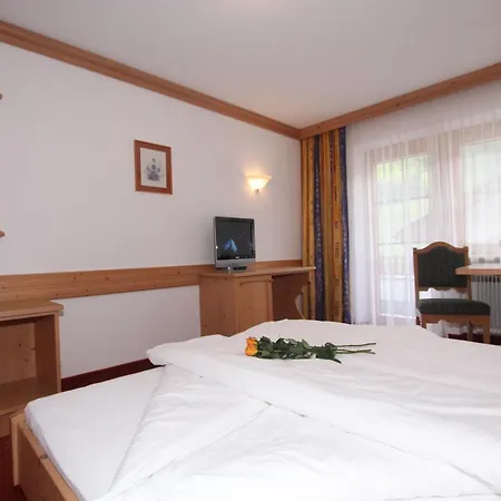 Villa Mark Готель типу 